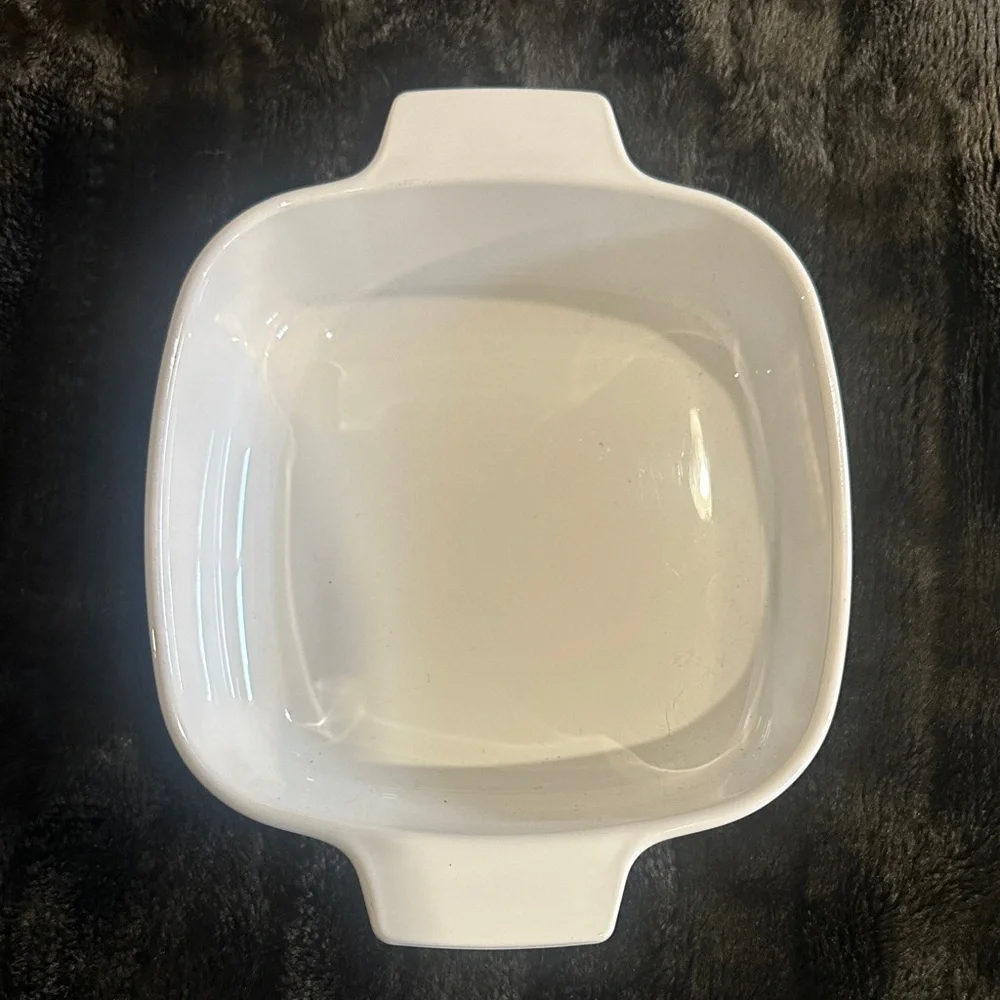 Vintage set CorningWare White & Blue Floral Baking Dishes 1 quart & smaller one